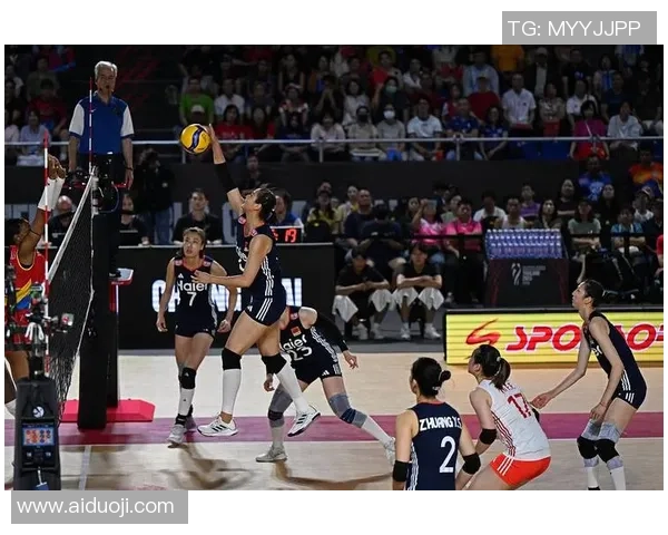 中国女排在2019世界杯小组赛中迎战日本队精彩回顾与赛后分析